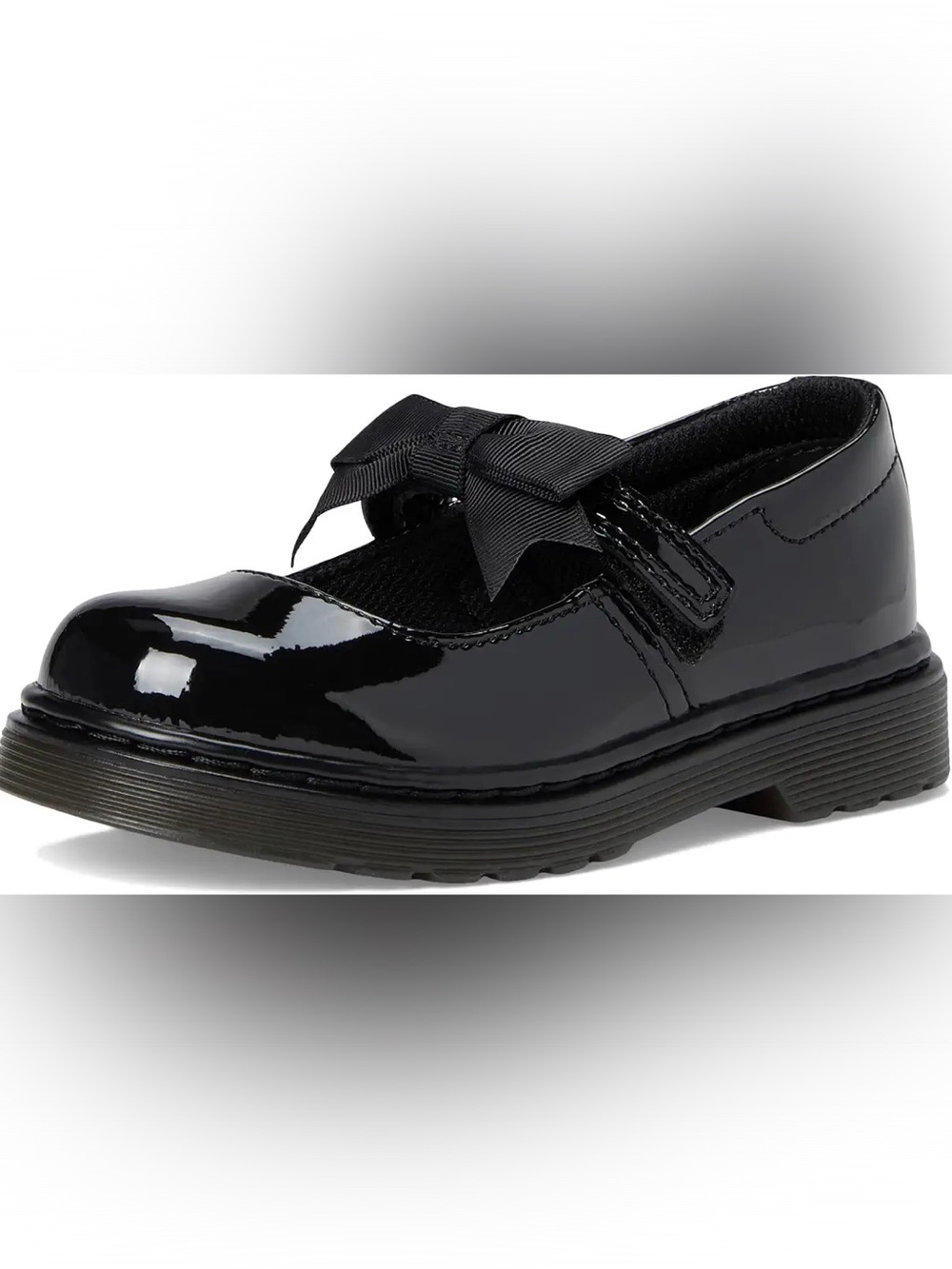 Dr. Martens Maccy girls shoes